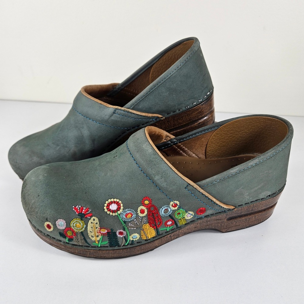 Dansko Professional Women 10.5 - 11 Blue Floral Embroidered Nubuck Leather Clogs